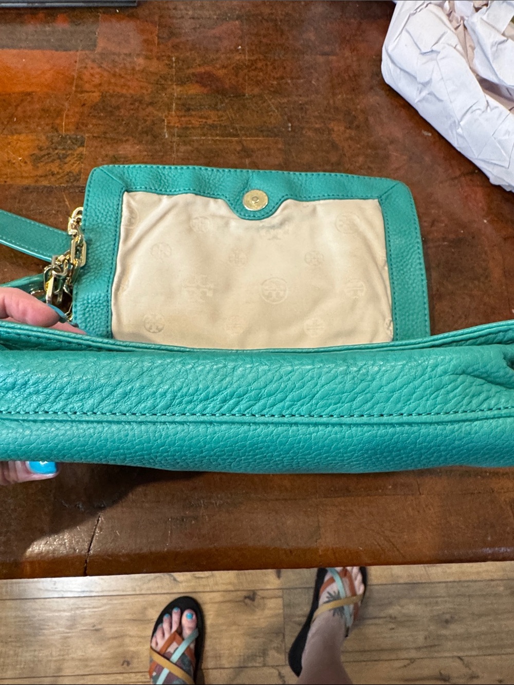 Tory Burch Kipp Perforated Logo Crossbody Bag - Picture 14 of 14